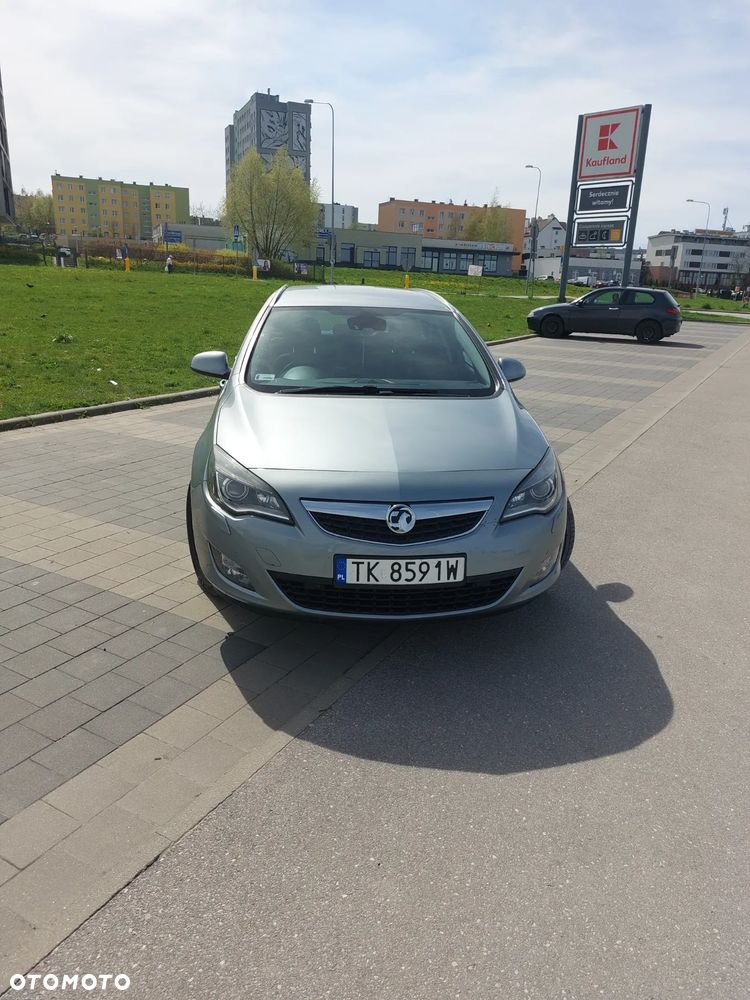Opel Astra 1.7 CDTI DPF - 10