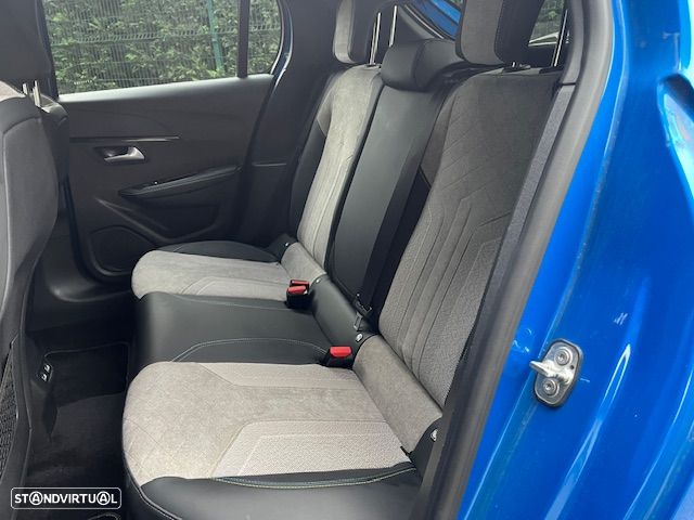 Peugeot e-208 GT - 23