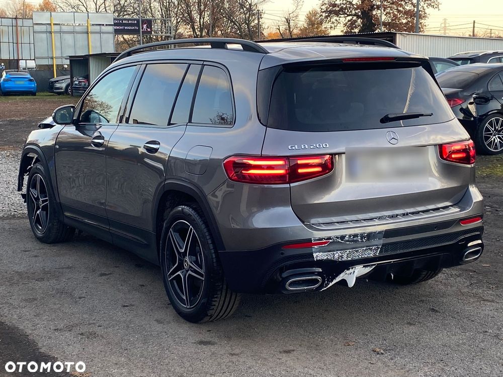 Mercedes-Benz GLB 200 AMG Line 7G-DCT - 1