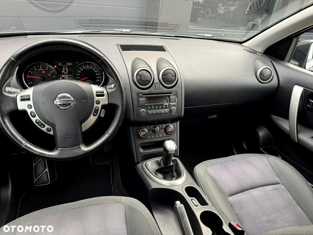 Nissan Qashqai 1.6 acenta - 17