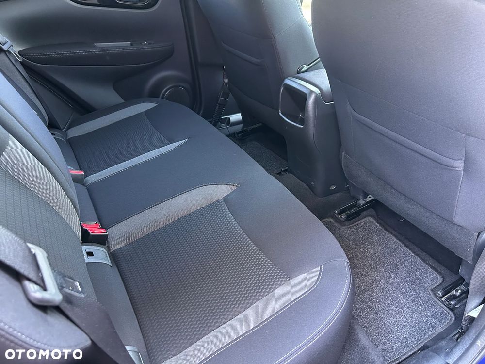 Nissan Qashqai - 17