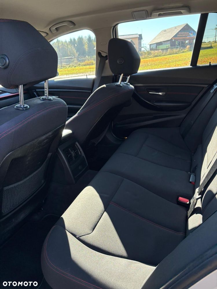 BMW Seria 3 318d Sport Line - 7