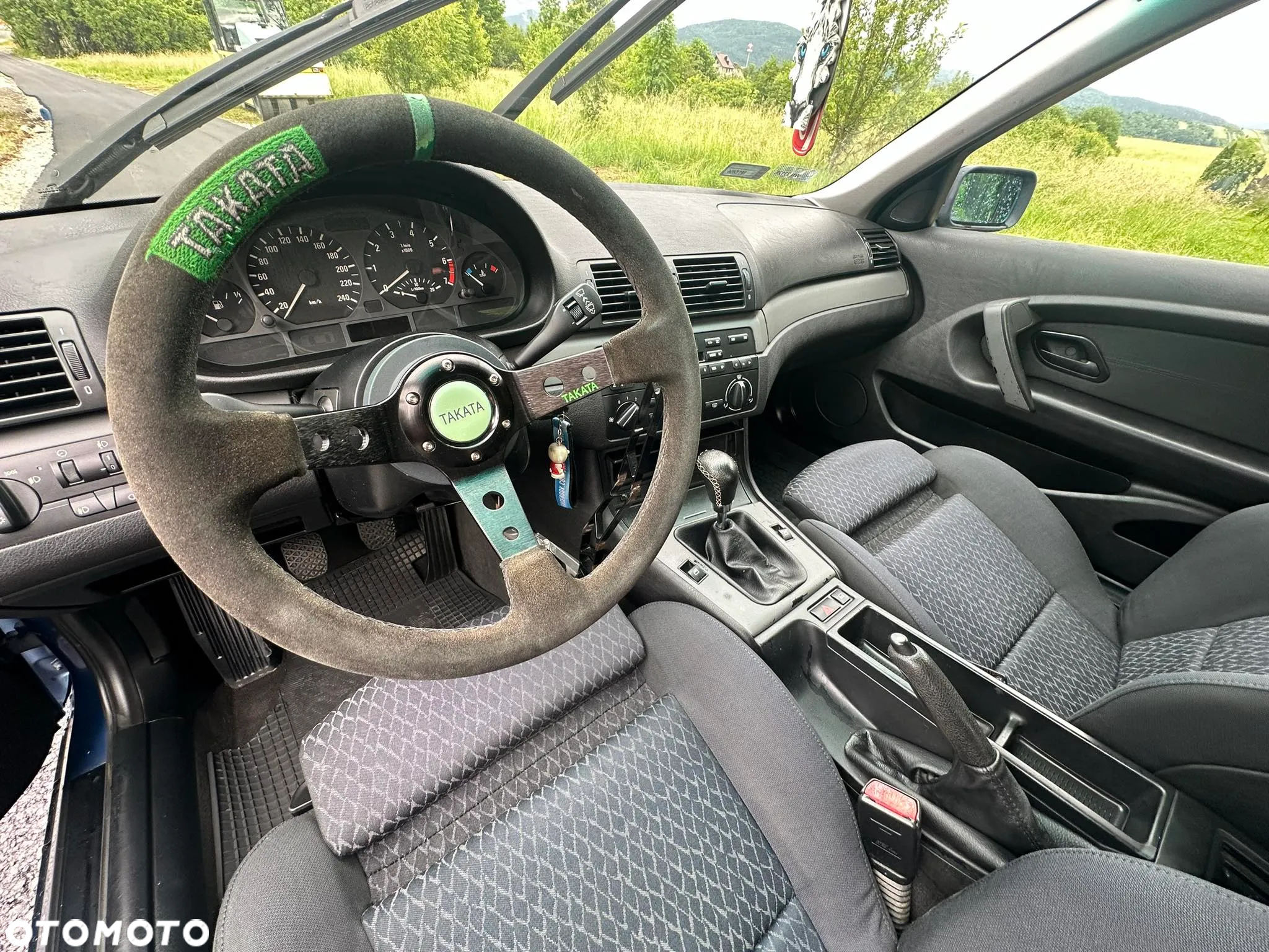 BMW Seria 3 330i - 8
