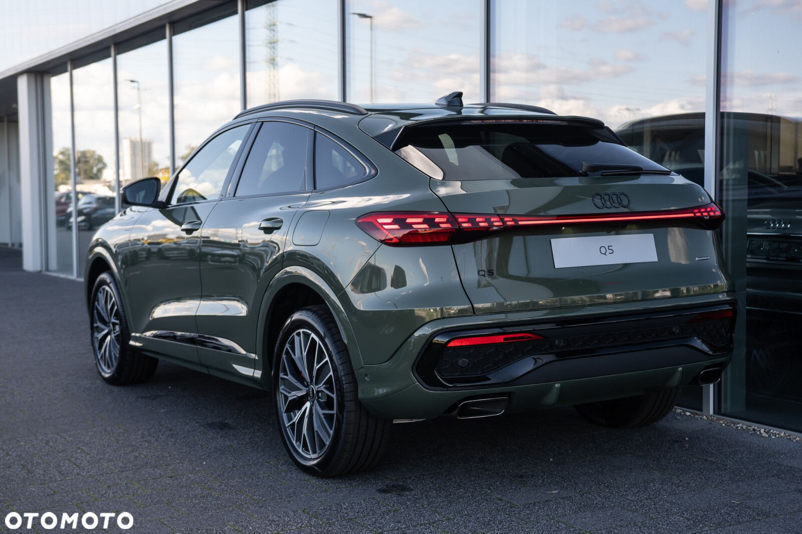 Audi Q5 Sportback - 4