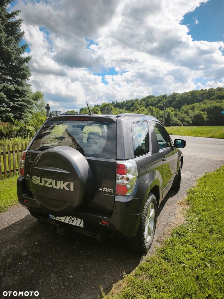 Suzuki Grand Vitara 1.9 DDiS Comfort - 10
