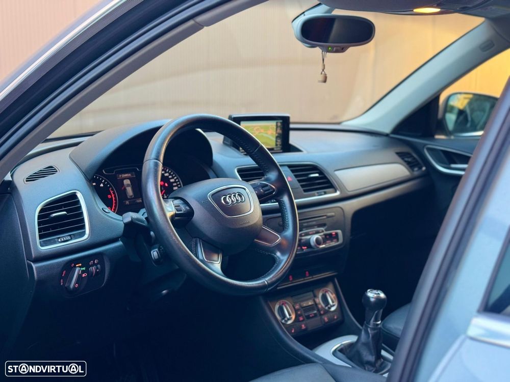 Audi Q3 2.0 TDi Business Line - 14