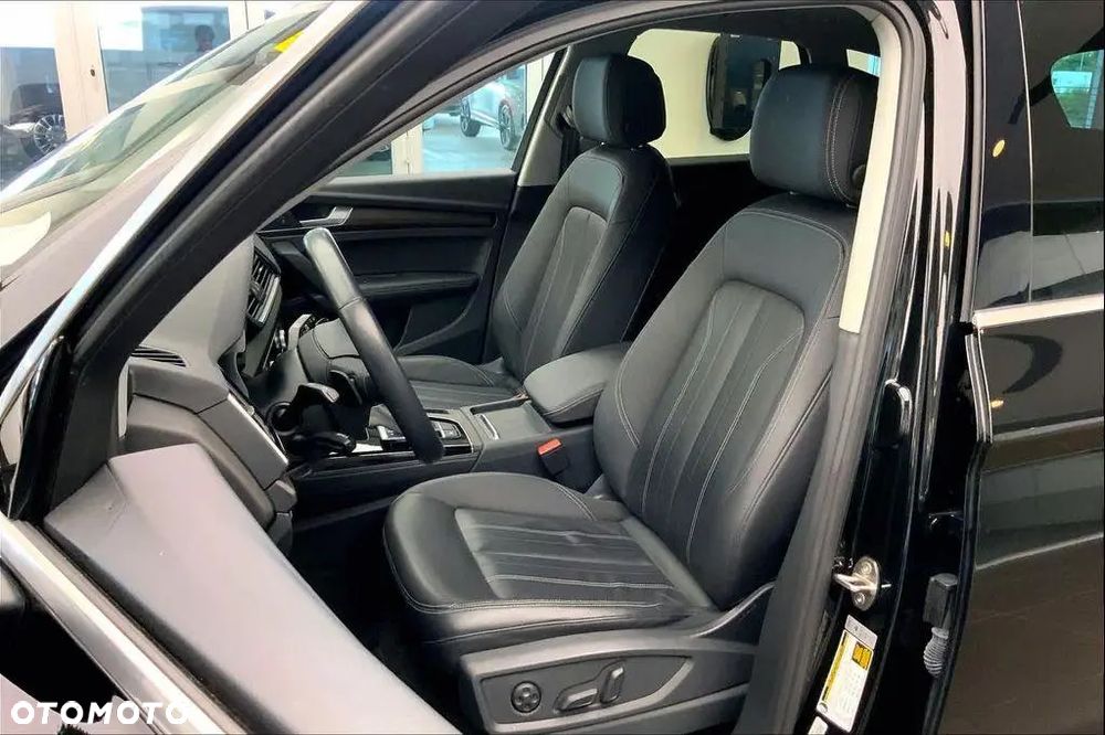 Audi Q5 40 TFSI quattro S tronic S line business - 13