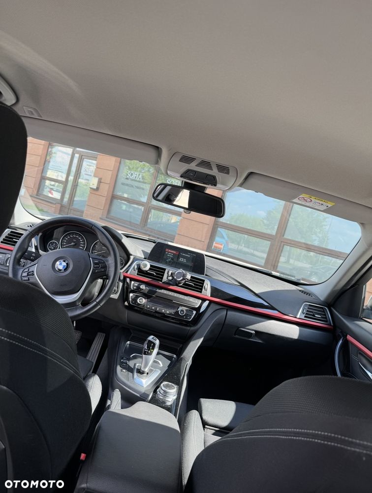 BMW Seria 3 320d Advantage - 11