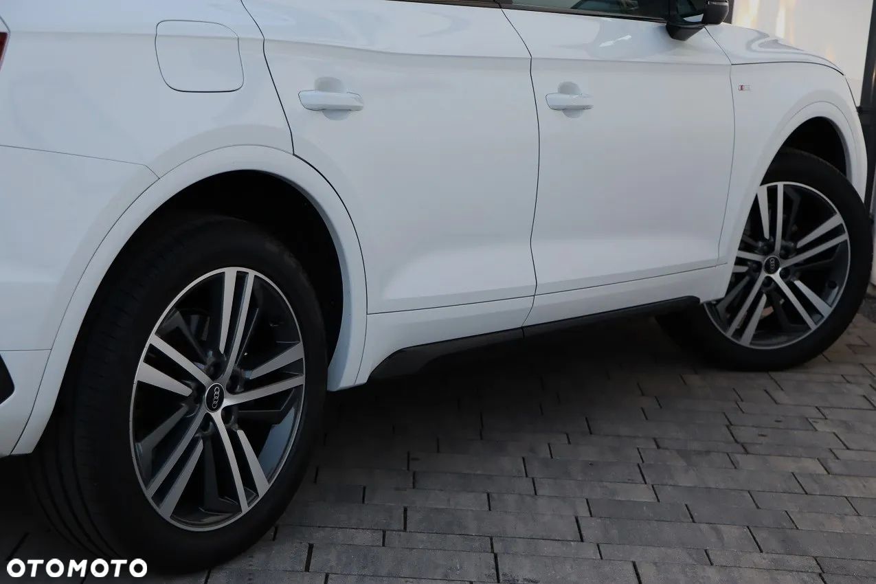 Audi Q5 Sportback - 16