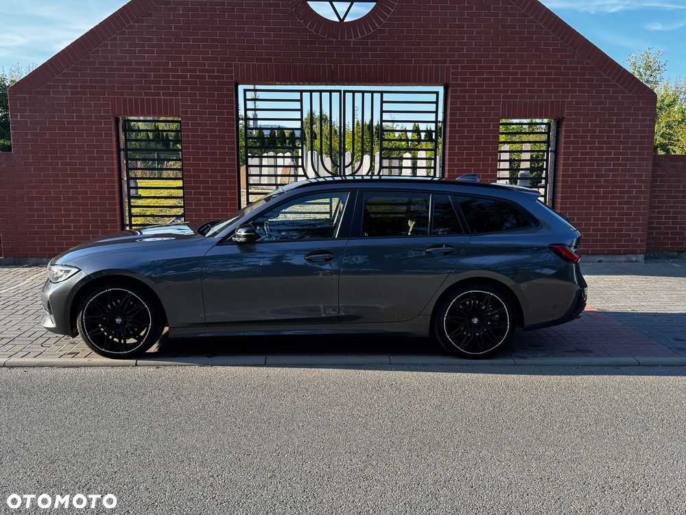 BMW Seria 3 320d xDrive Edition Luxury Line Purity - 11
