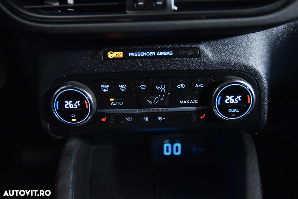 Ford Kuga 2.5 Duratec PHEV ST-LINE - 19