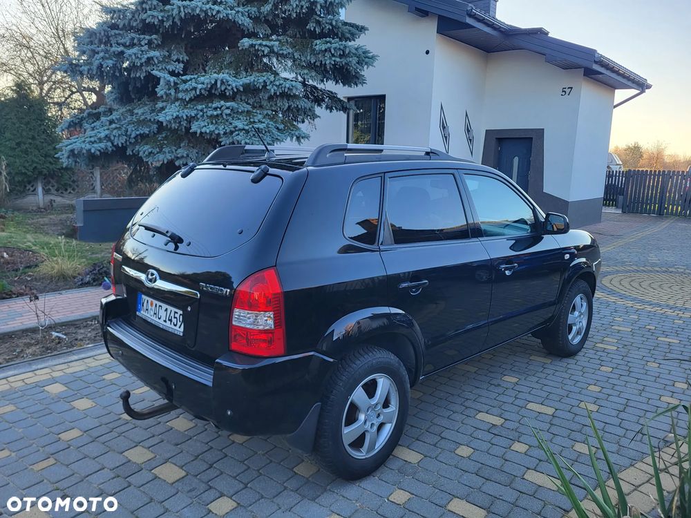 Hyundai Tucson 2.0 Comfort 2WD - 14