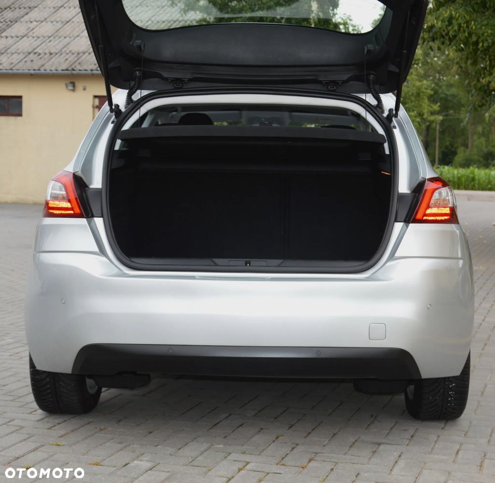 Peugeot 308 - 7