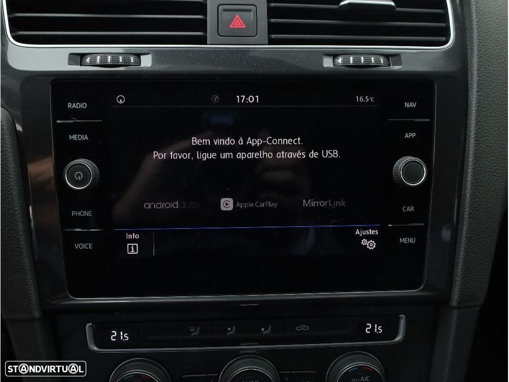 VW Golf 1.0 TSI R-Line DSG - 13