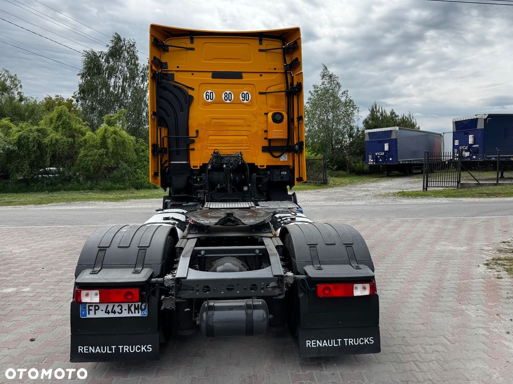 Renault T480 high cab - 11