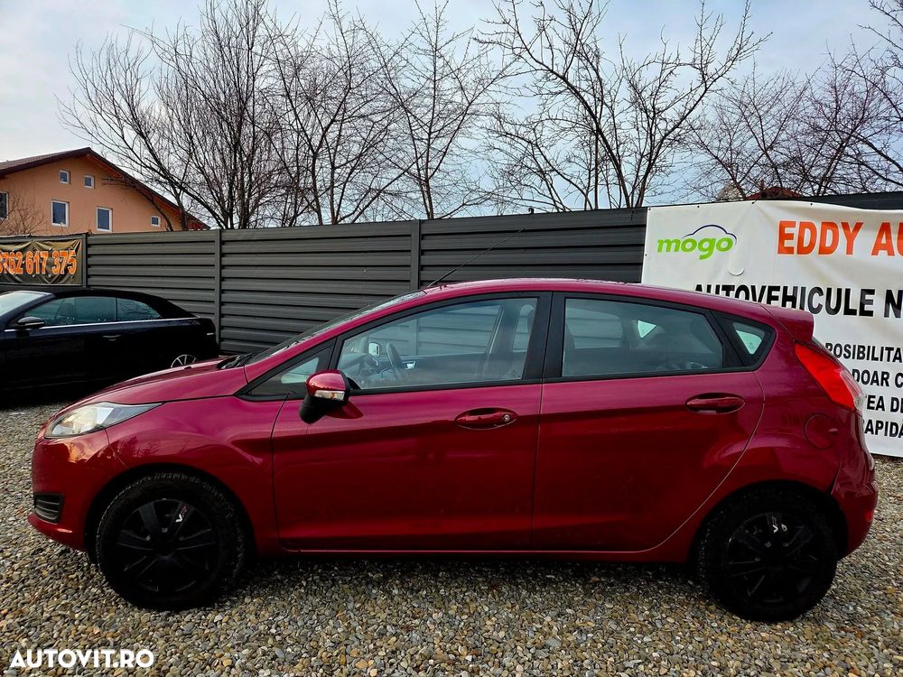 Ford Fiesta 1.5 TDCi Ambiente - 12