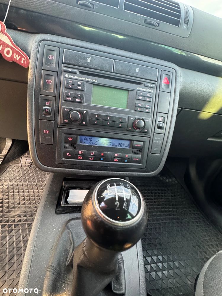 Volkswagen Sharan - 9