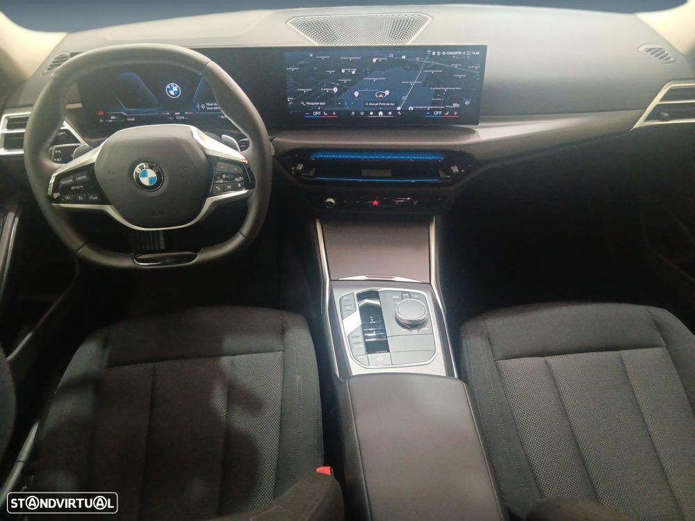 BMW 320 d Auto - 11