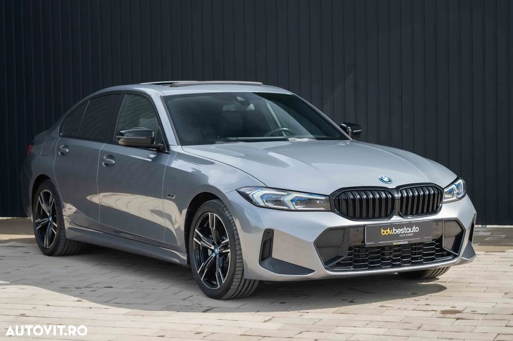 BMW Seria 3 330e Aut. M Sport - 39