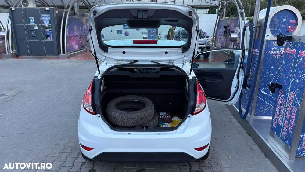 Ford Fiesta 1.25 Trend - 11