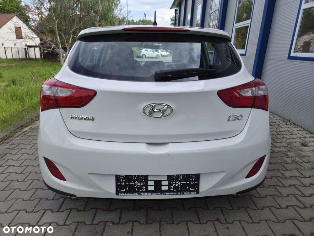 Hyundai i30 1.4 Trend - 4
