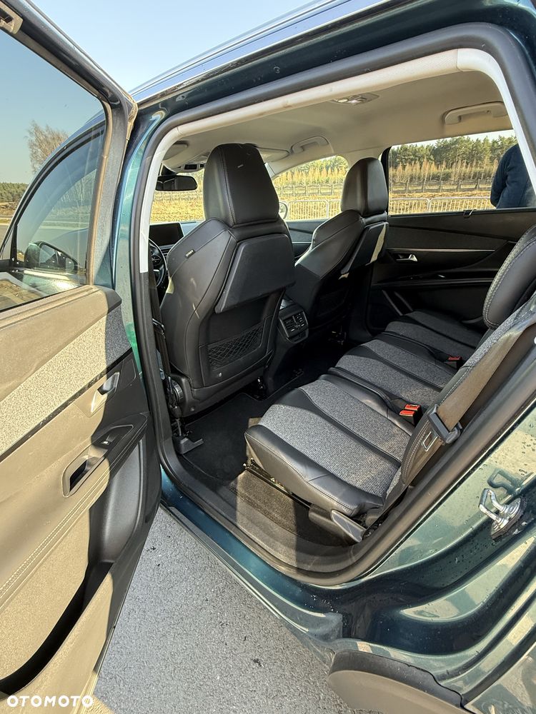 Peugeot 5008 2017 photo 5