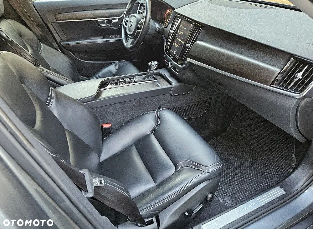 Volvo V90 Cross Country D4 AWD Geartronic Pro - 11