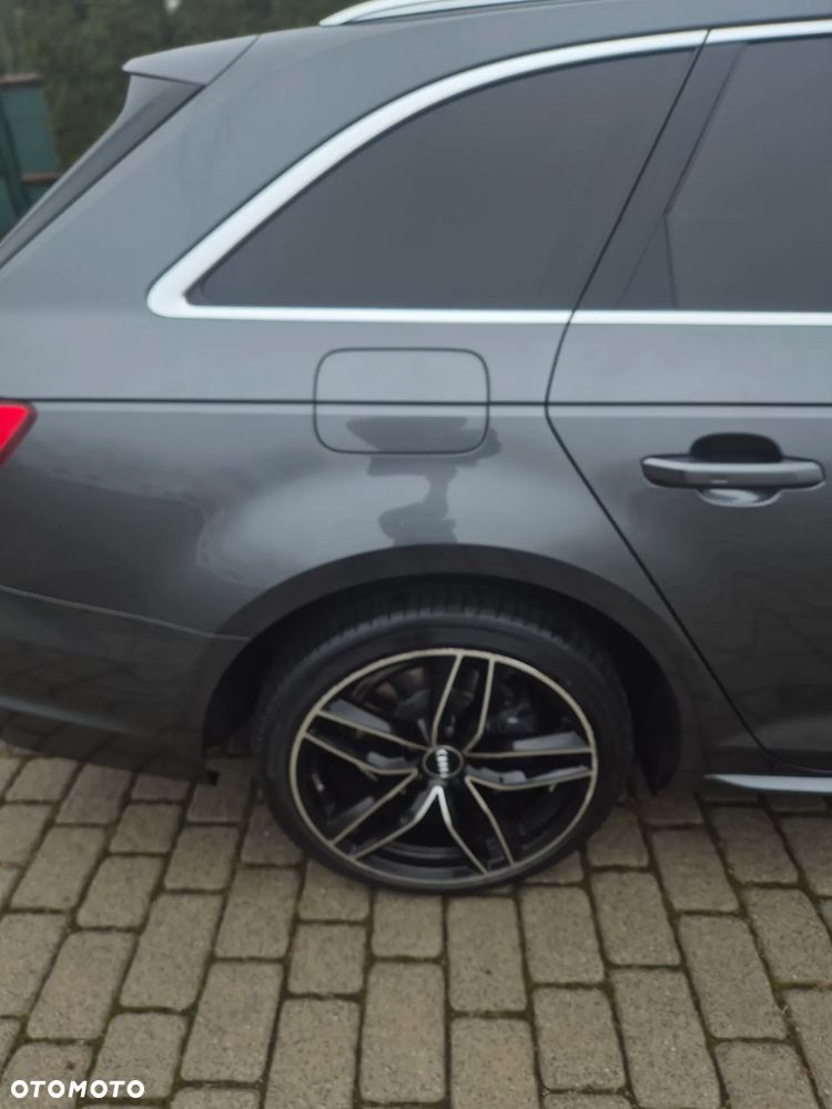 Audi A4 Avant 40 TFSI S tronic S line - 9