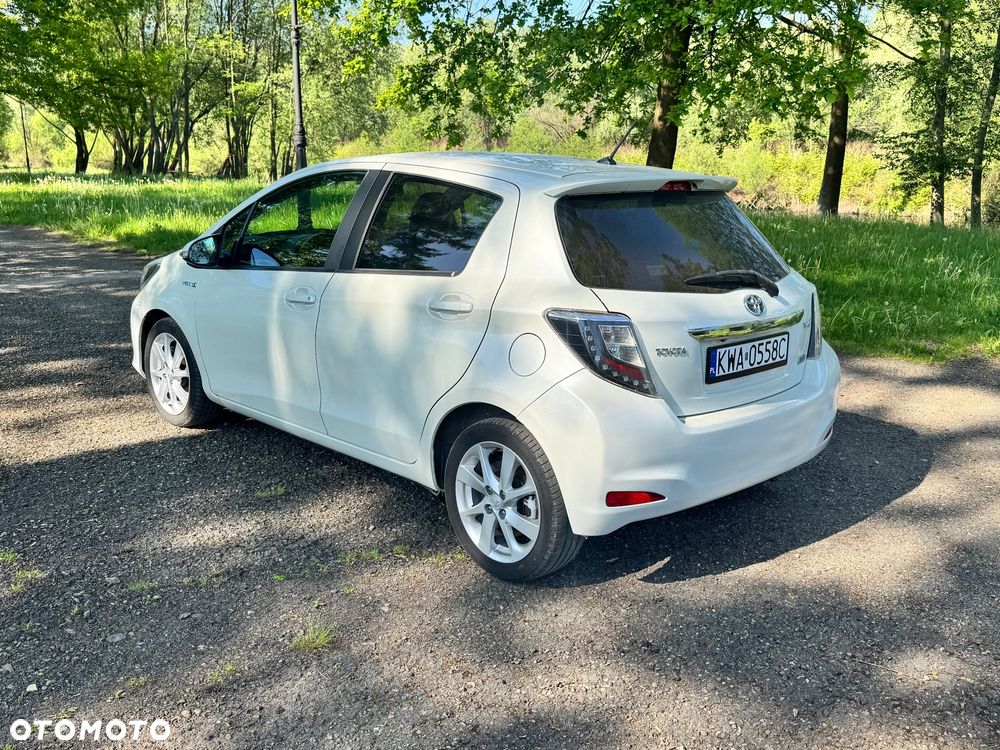 Toyota Yaris 1.5 VVT-i Team Deutschland - 3