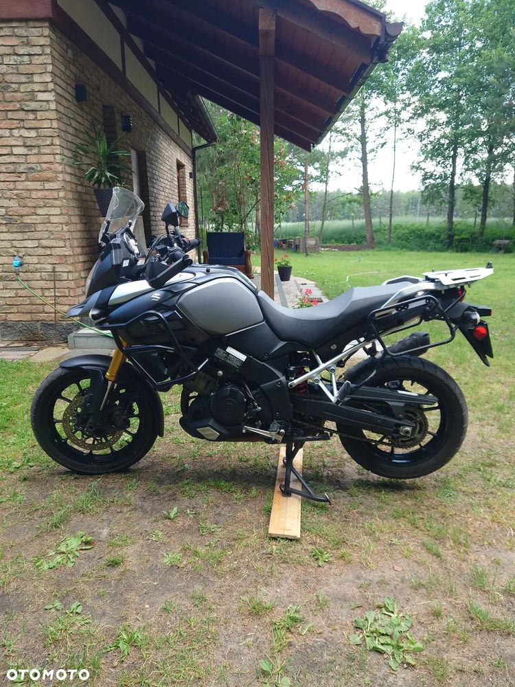 Suzuki V-STROM - 4
