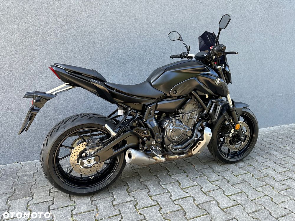 Yamaha MT - 4
