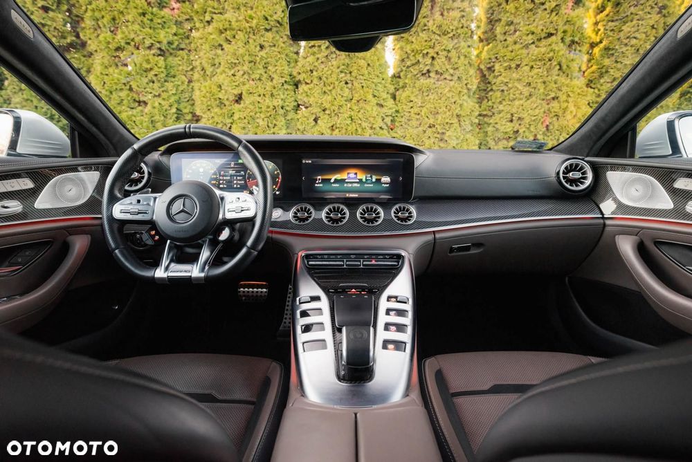 Mercedes-Benz AMG GT 43 4-Matic+ - 10