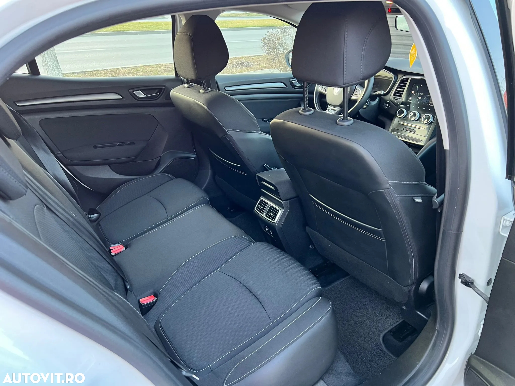 Renault Megane Blue dCi 116 Intens - 18