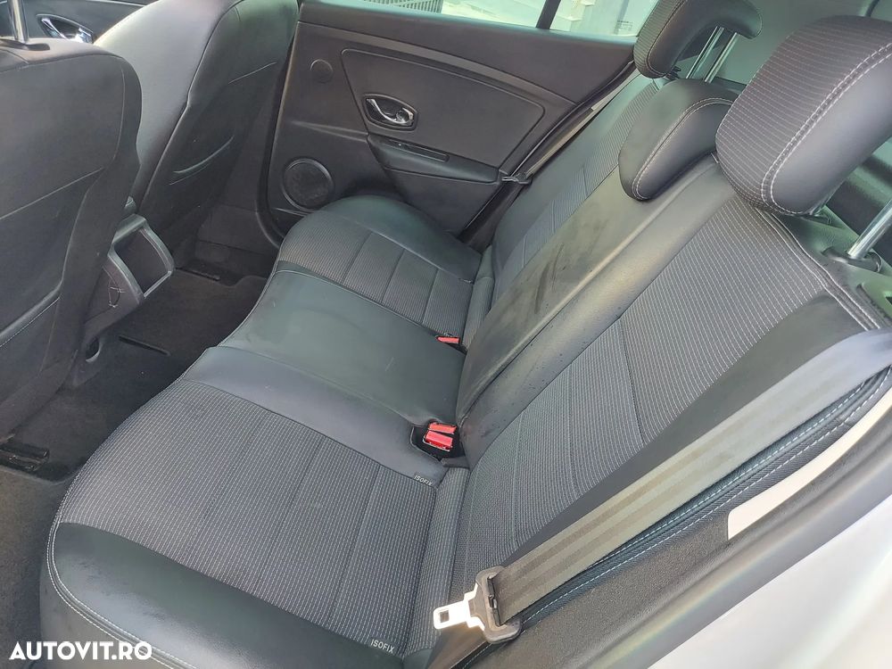 Renault Megane 1.5 dCi Dynamique - 11