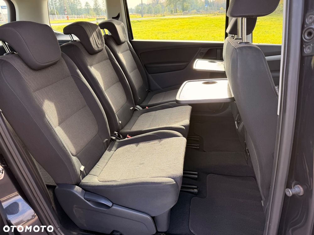 Volkswagen Sharan - 20
