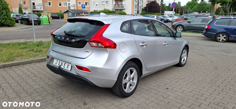 Volvo V40 D2 Geartronic Summum - 8