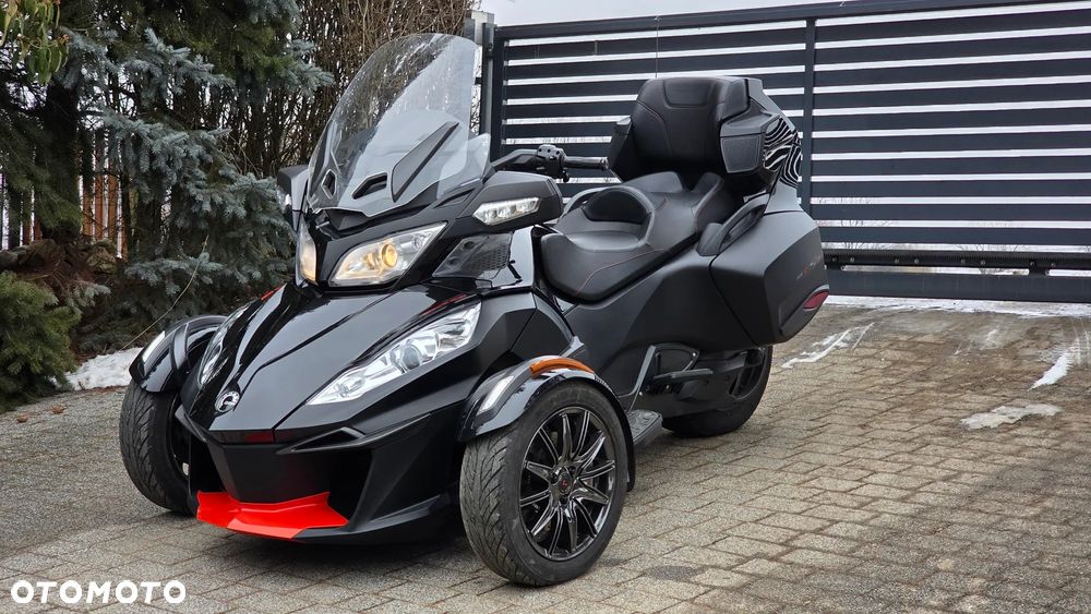 Can-Am Spyder - 1