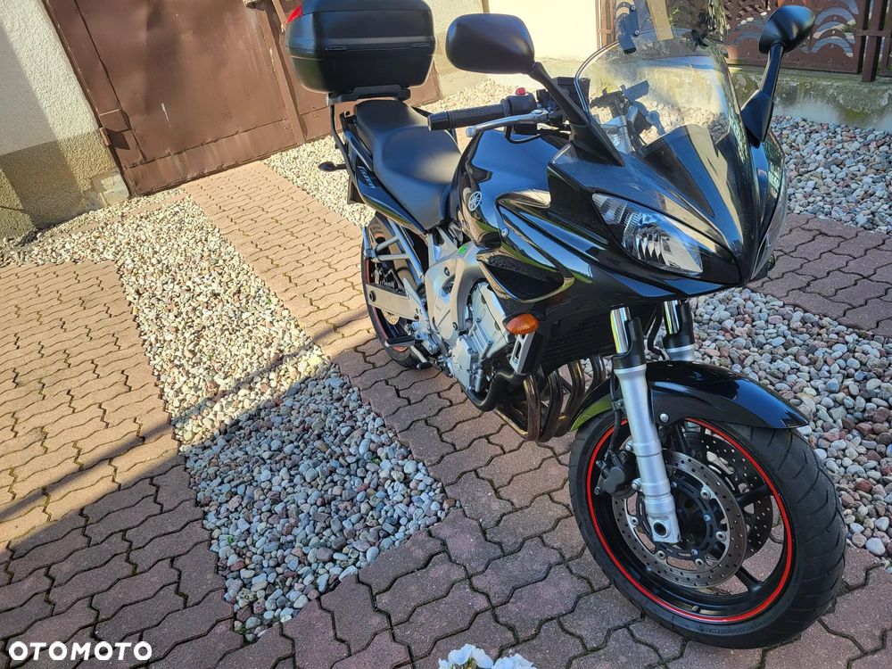 Yamaha FZ6 - 4