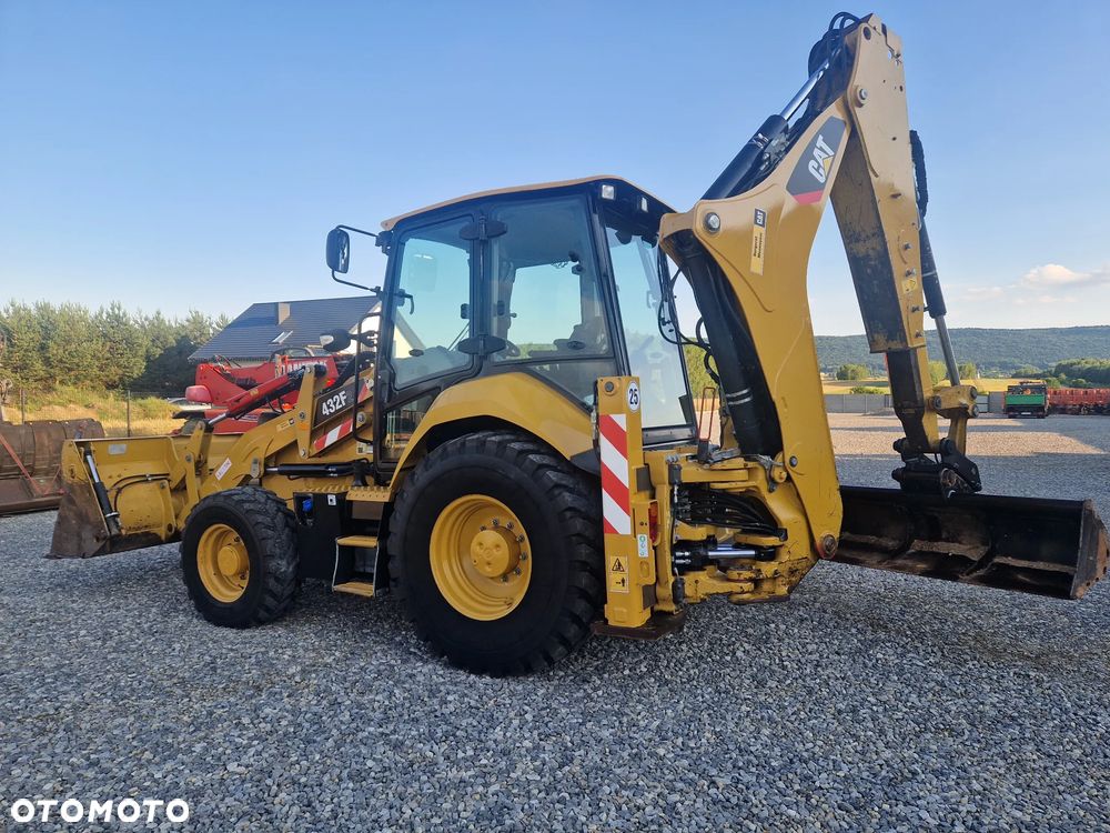 Caterpillar 432F2 - 6