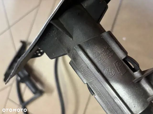 KOMPLET SPRYSKIWACZY SPRYSKIWACZ LEWY PRAWY VOLKSWAGEN VW JETTA - 4