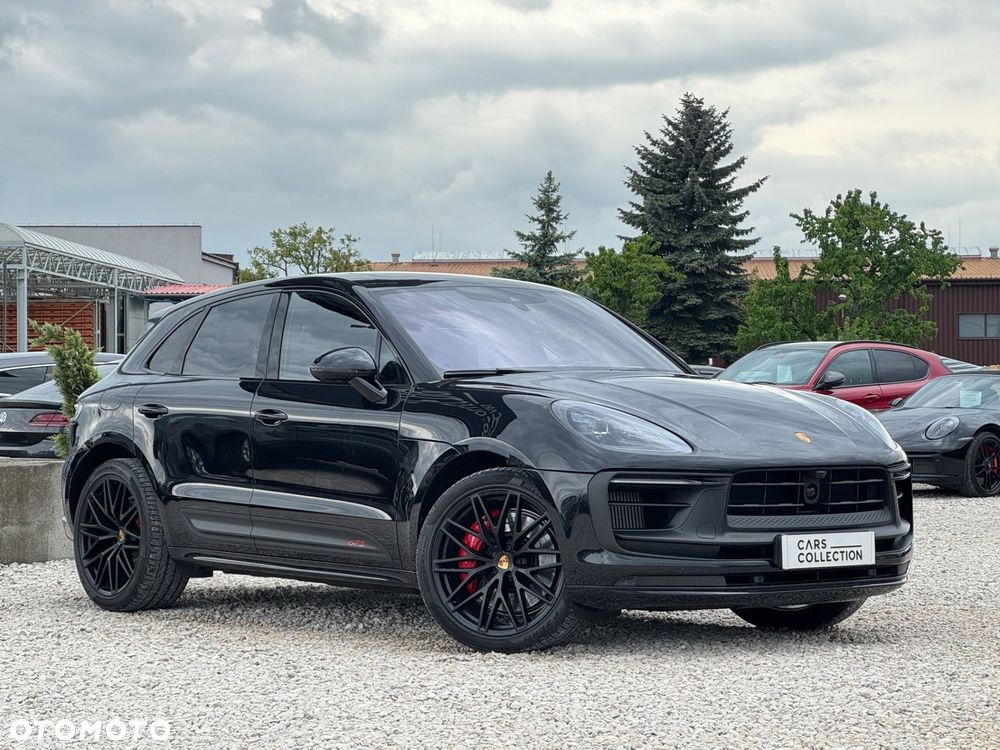 Porsche Macan - 1