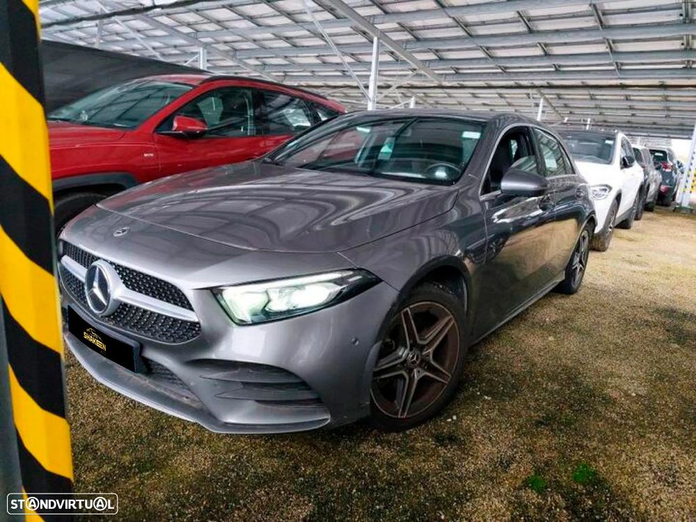 Mercedes-Benz A 250 e AMG Line - 1