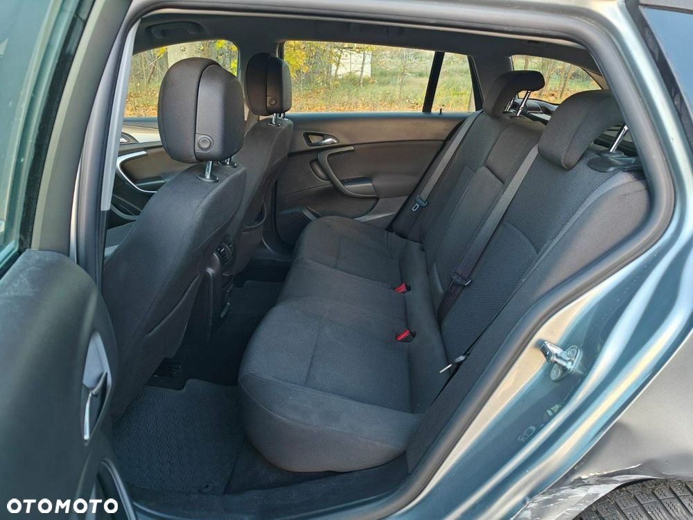 Opel Insignia - 16