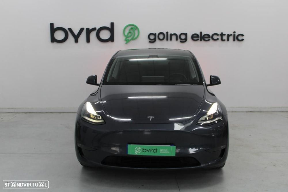 Tesla Model Y Long Range Dual Motor AWD - 2