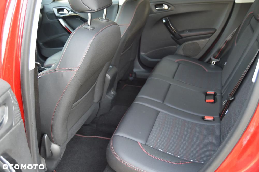 Peugeot 2008 PureTech 110 Stop&Start GT-Line Edition - 7