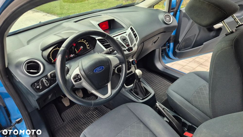 Ford Fiesta 1.25 Trend Edition - 6