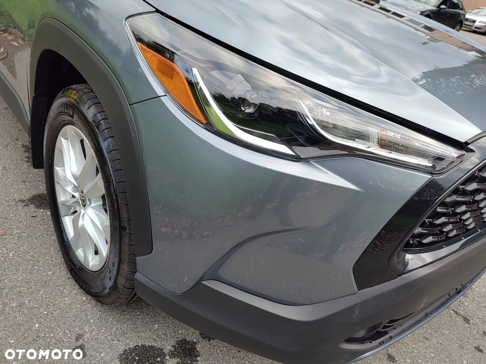 Toyota Corolla Cross - 15