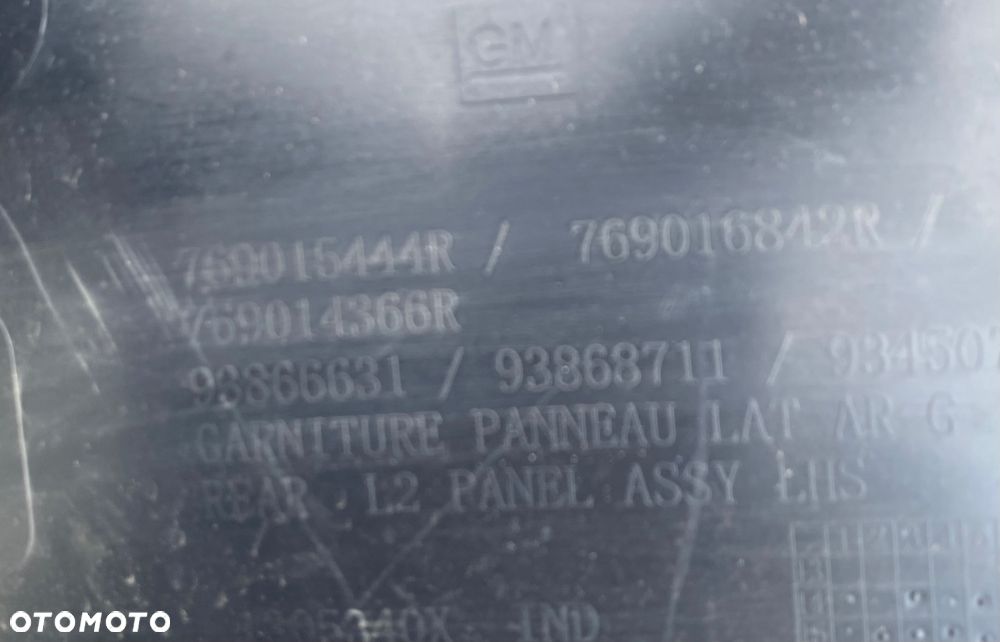 RENAULT TRAFIC  III 3 BOCZEK WNĘTRZA NA BOK BOKU BAGAŻNIKA LEWY TYLNY TYŁ TAPICERKA LEWA 769015444R 769014366R 769016842R lift IV 4 WYCISZENIE WYGŁUSZENIE NA BŁOTNIK  OSŁONA ZABUDOWA OBICIE PAKI LEWE OPEL VIVARO B FIAT TALENTO Wwa - 8