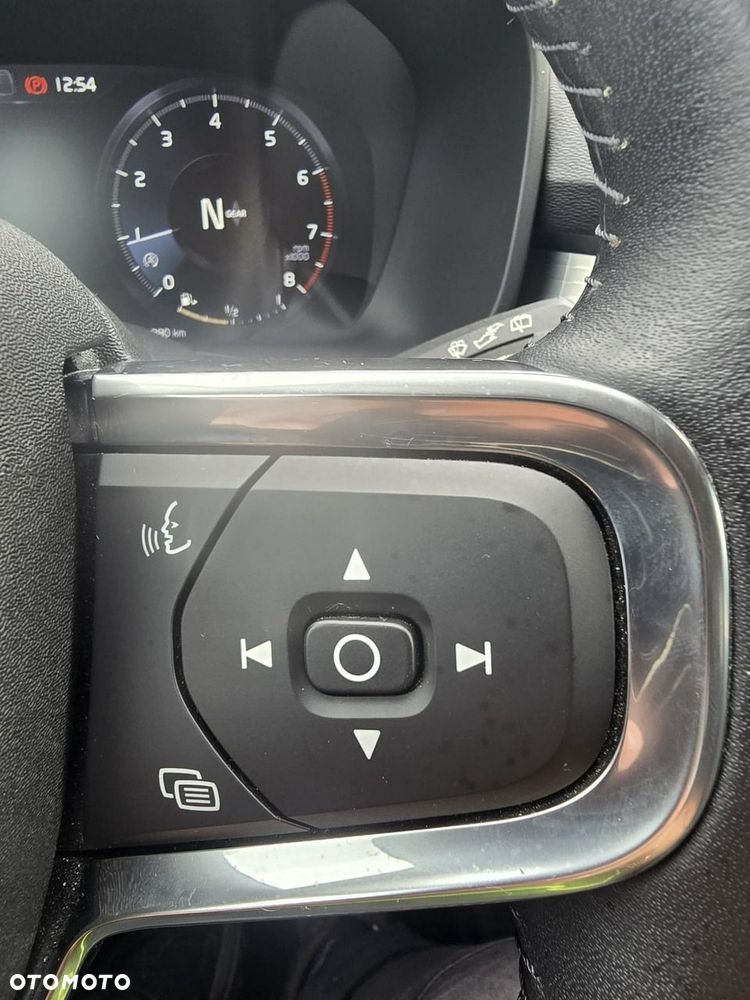 Volvo XC 40 - 21