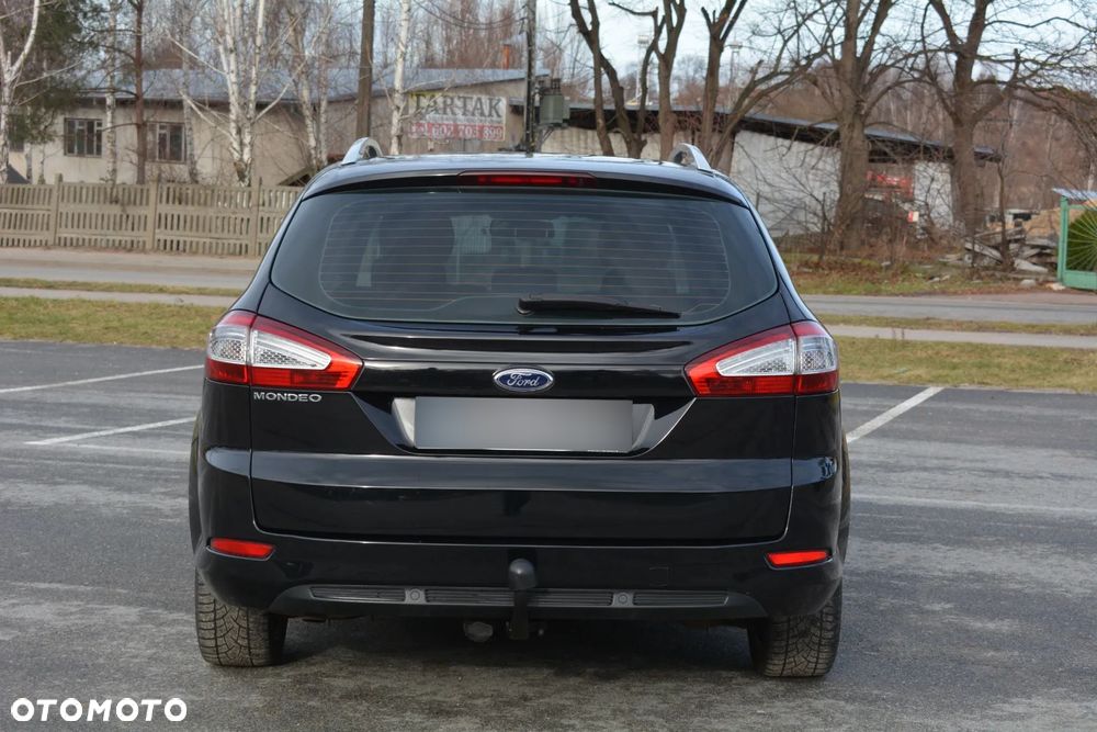 Ford Mondeo - 10